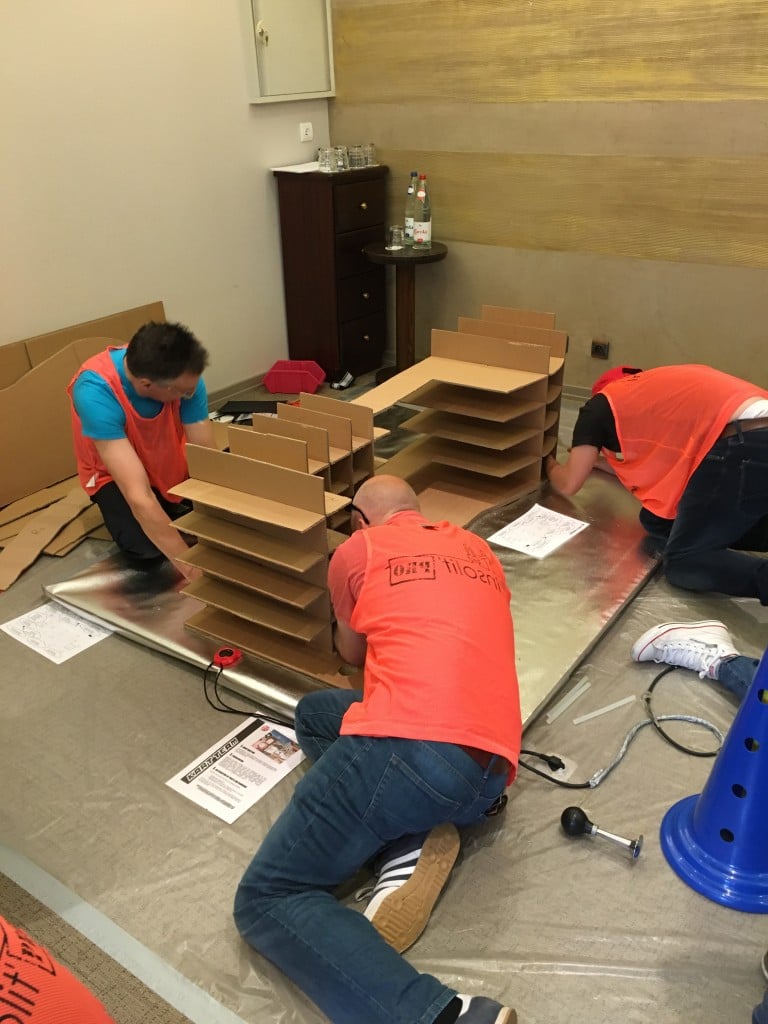 team_building_carton_4